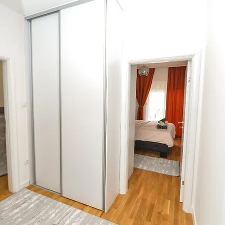 Darija 3 Apartment *